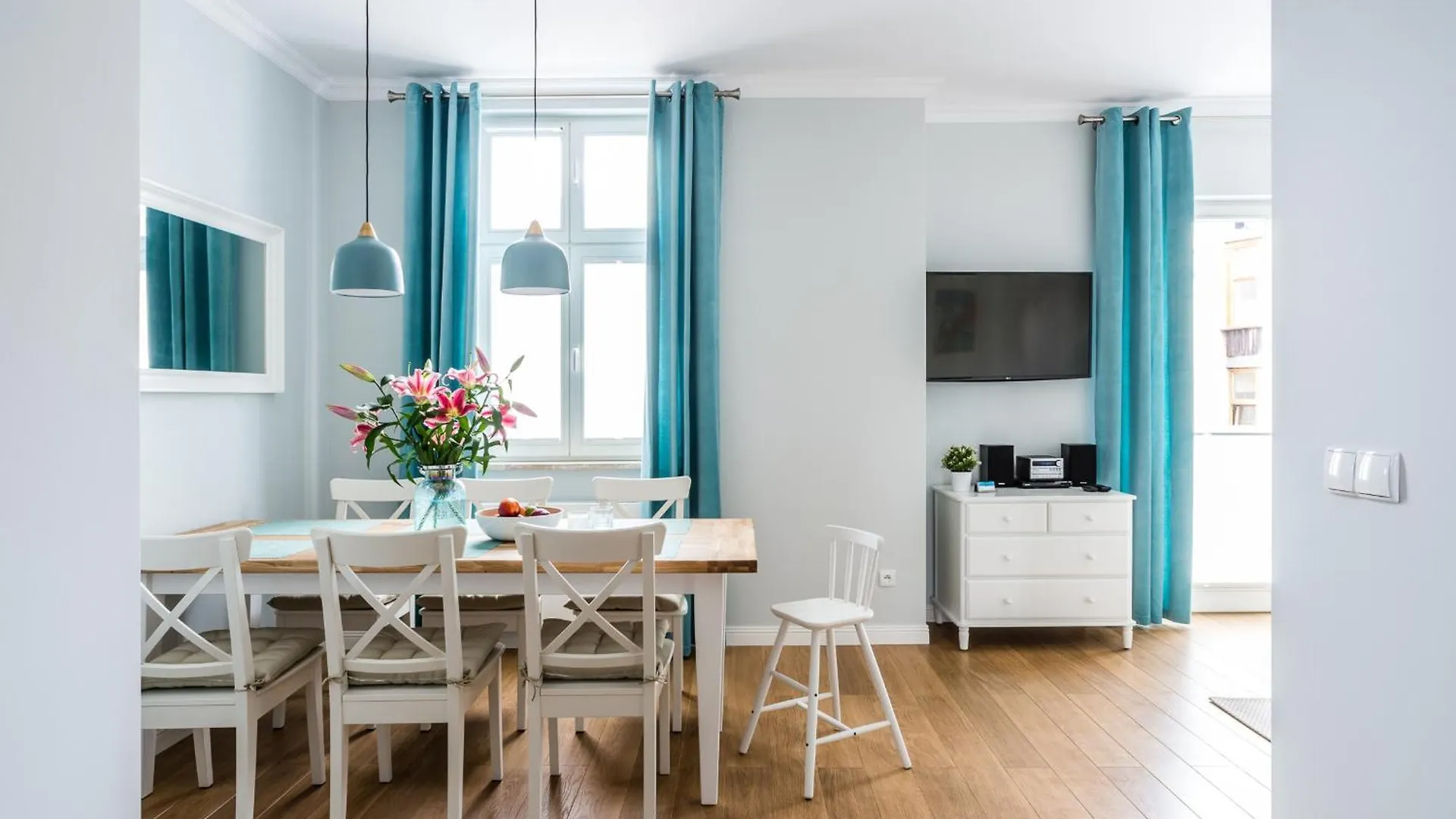 Sanhaus Apartments - Bacardi - Apartament Z 2 Balkonami, Garazem, Przy Plazy 0*, Sopot